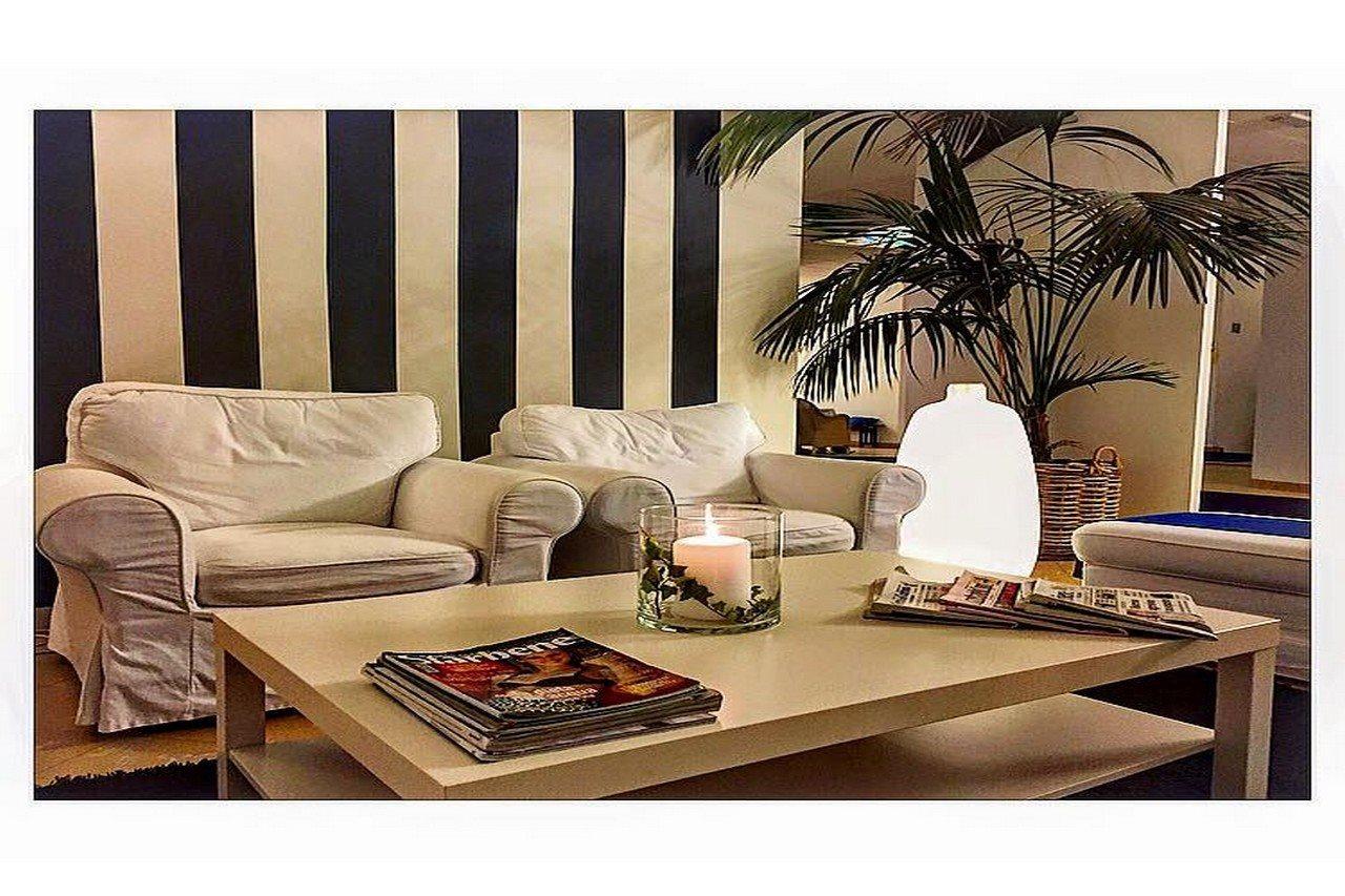 Caravelle Hotel 4*
