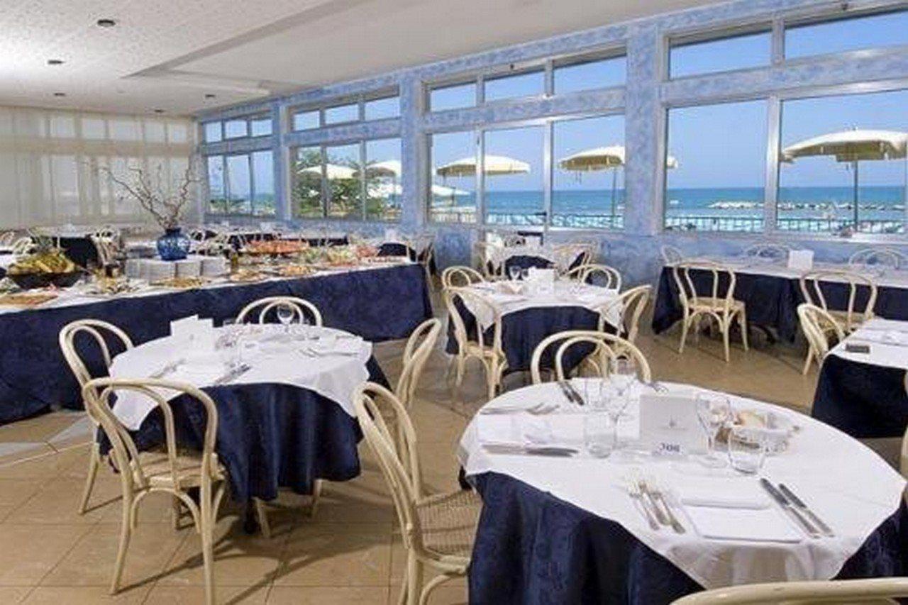 Hotel Caravelle 4*