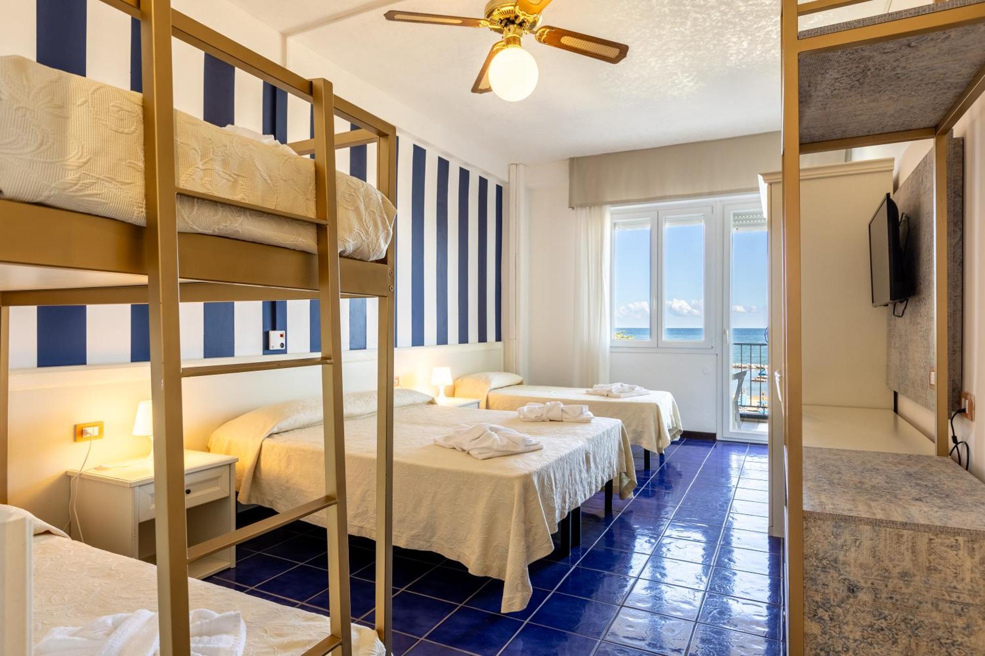 Caravelle Hotel