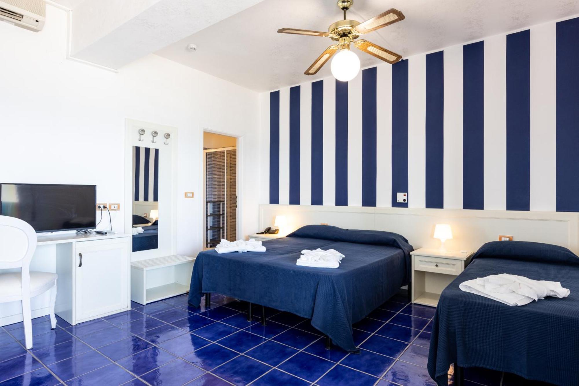 Caravelle Hotel