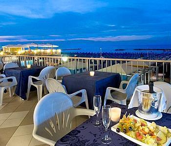 Caravelle Hotel 4*