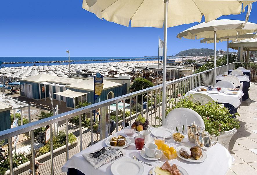 Hotel Caravelle 4*